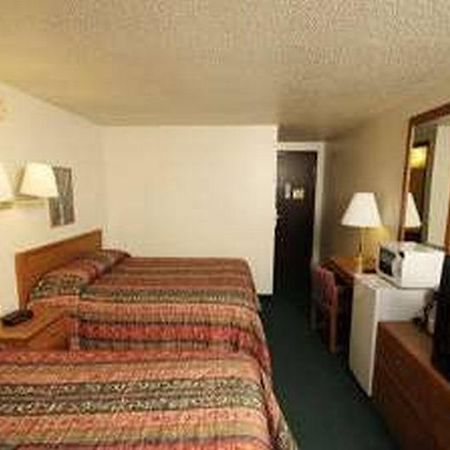 Travelodge Yankton Pokój zdjęcie