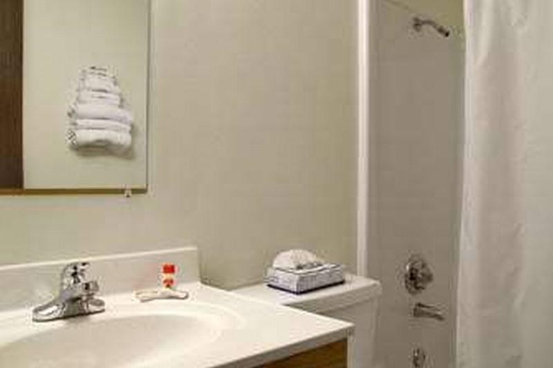 Travelodge Yankton Pokój zdjęcie