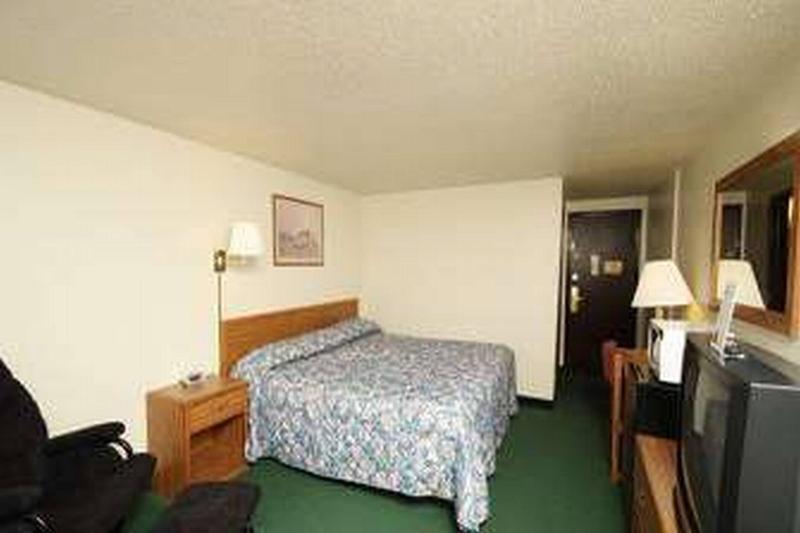 Travelodge Yankton Zewnętrze zdjęcie